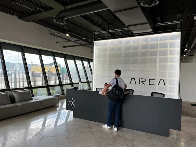 Area Centre lobby and front desk